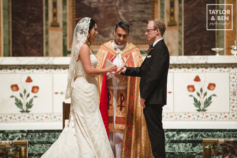 cathedral-st-matthew-wedding-004